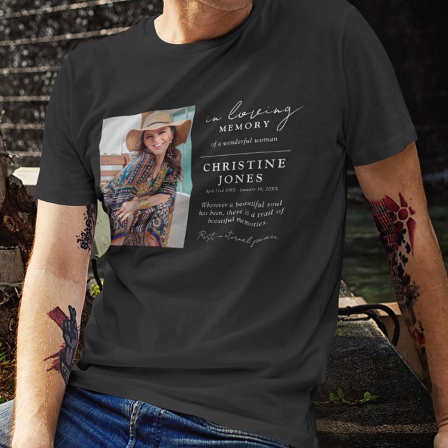 Elegant in Love Memory Memorial Beerdigung Tribut T-Shirt (Von Creator hochgeladen)