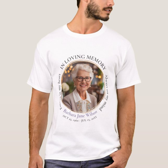 Elegant In Loving Memory Memorial Funeral Keepsake T-Shirt (Vorderseite)
