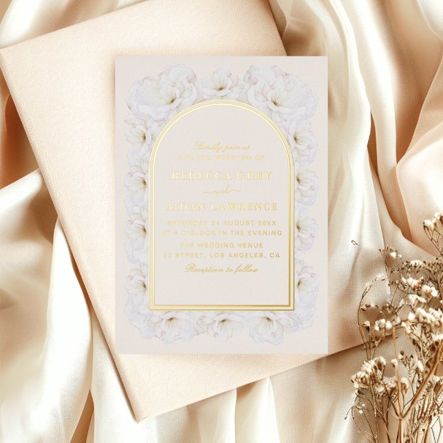 Elegant Ivory Floral with Gold Arch Frame wedding Folieneinladung (Von Creator hochgeladen)