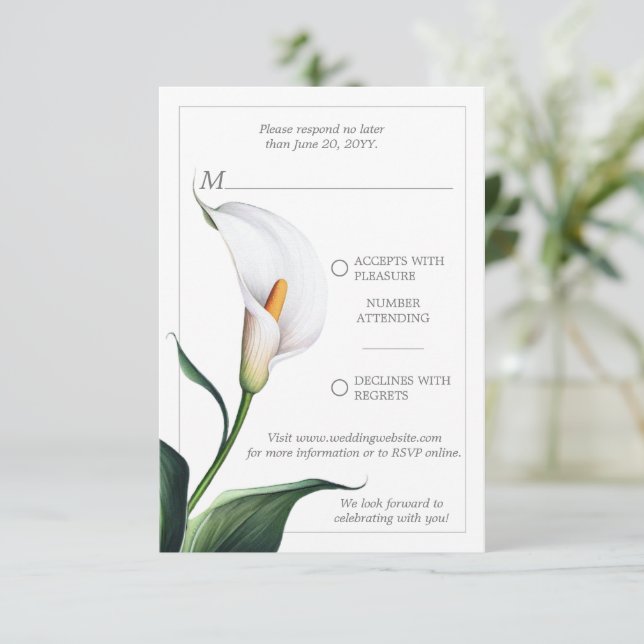 Elegant Ivory White Calla Lily Wedding RSVP Karte (Stehend Vorderseite)
