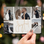 Elegant JOYFUL Multi Foto Weihnachten<br><div class="desc">Weihnachtskarten mit mehreren Fotos sind mit Ihren Namen und dem Wort "Joyful" in schicker Schrift auf weißem Hintergrund versehen. Laden Sie einfach Ihre Lieblings-Fotos hoch und fügen Sie Ihre Personalisierung auf der Rückseite hinzu. Wählen Sie High Definition für beste Foto-Qualität. Der Live Design Service hilft Ihnen bei der Gestaltung Ihrer...</div>