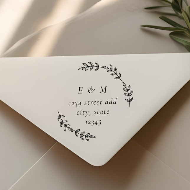 Elegant Laurel Wreath Monogram Wedding Address Permastempel (Von Creator hochgeladen)