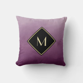 Elegant Lila mit einfachem Goldmonogramm Kissen