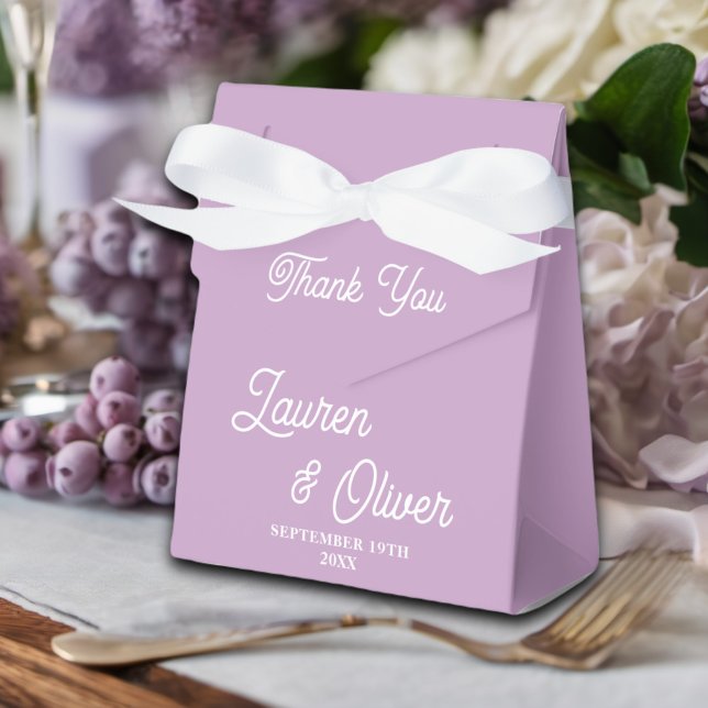 Elegant Lilac Lila Script Minimalistisch Wedding Geschenkschachtel (Von Creator hochgeladen)