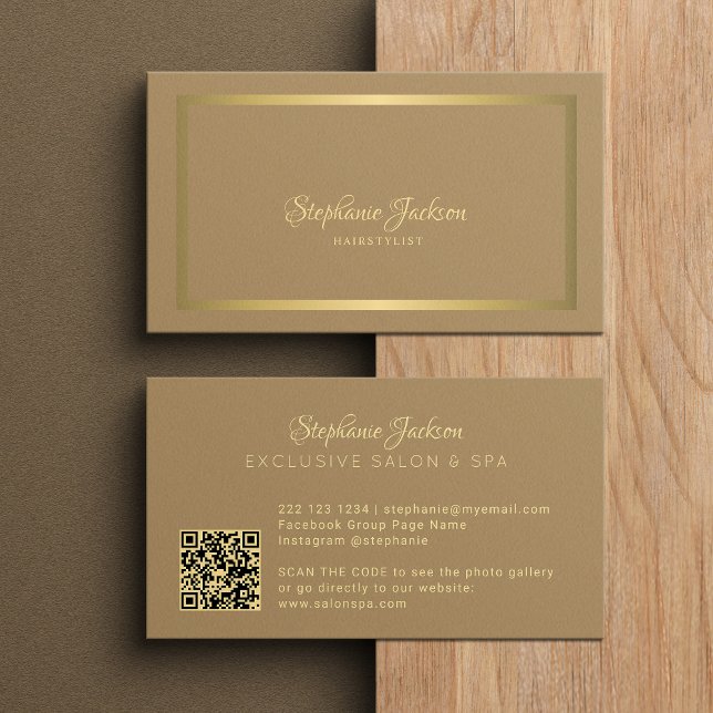 Elegant luxury beige and gold QR code hairstylist Visitenkarte (Von Creator hochgeladen)