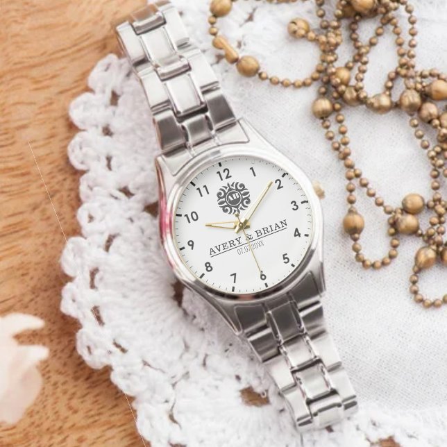 Elegant Luxury  Monogram Letters Couple's Names Armbanduhr (Von Creator hochgeladen)