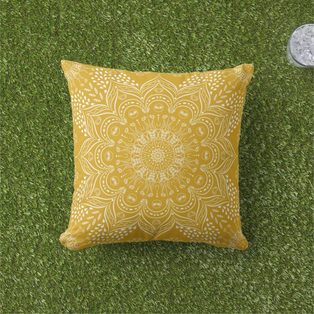 Elegant Mandala Yellow Kissen (Golfball-Marker)