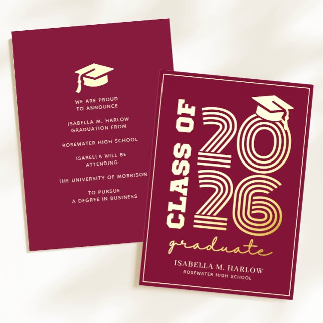 Elegant Maroon Gold Graduation YY Announcement Folieneinladung (Von Creator hochgeladen)