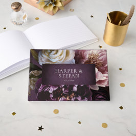 Elegant Maximalist Purple Floral Wedding Gästebuch