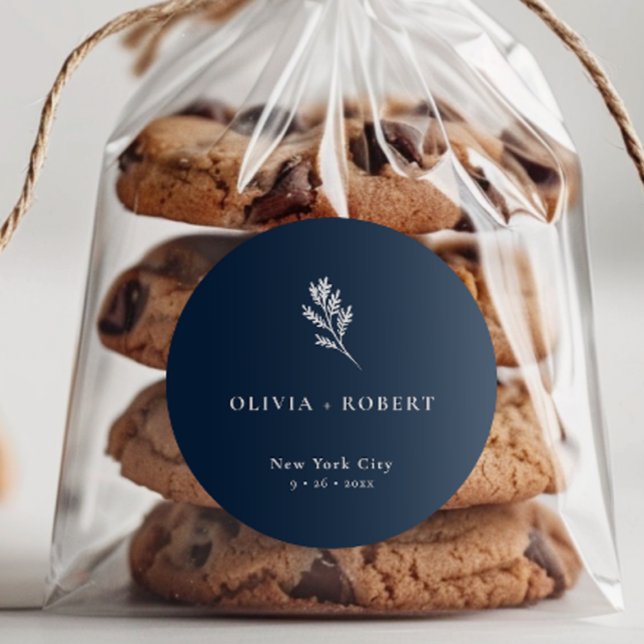 Elegant Minimalist Botanical Wedding Runder Aufkleber (Von Creator hochgeladen)