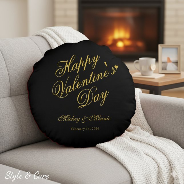 Elegant Minimalist Valentine’s Day Love Rundes Kissen (Elegant Minimalist Valentine’s Day Love Round Pillow)