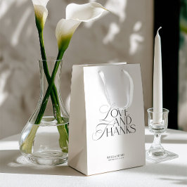 Elegant Modern Black & White Wedding Welcome  Mittlere Geschenktüte