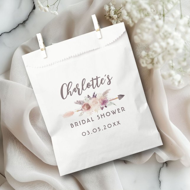 Elegant, modern, boho geschenktütchen (Elegant, modern, boho, bridal shower favor bag with your name and date.)