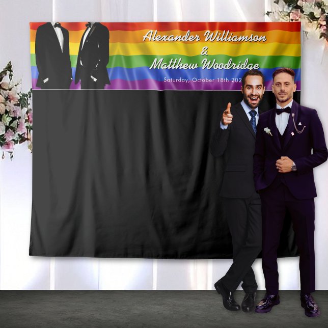 Elegant Modern Gay Men Rainbow Wedding Backdrop Wandteppich (Von Creator hochgeladen)