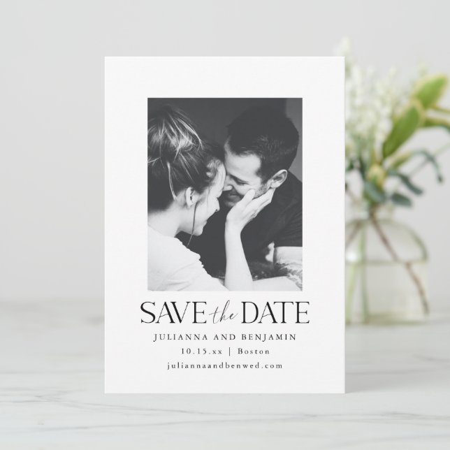 Elegant Modern Minimalist White Photo Wedding Save The Date (Stehend Vorderseite)