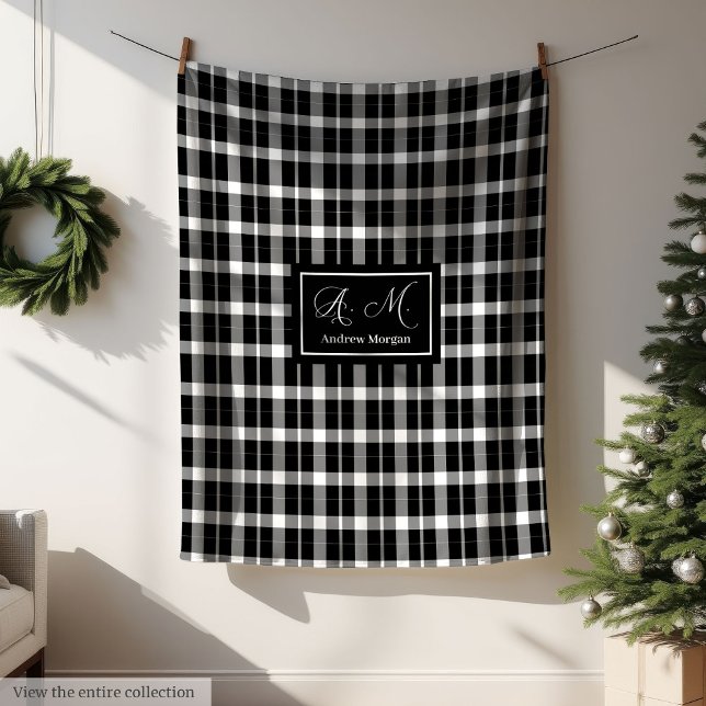 Elegant Modern Plaid Throw with Custom Monogram Fleecedecke (Elegant Modern Plaid Throw with Custom Monogram Fleece Blanket)