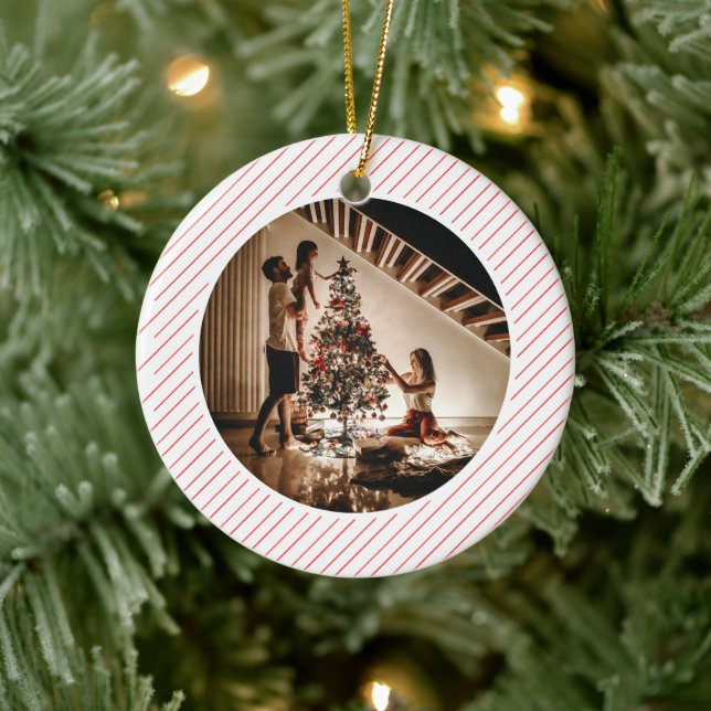 Elegant Modern Red Stripes Christmas Family Photo Keramik Ornament (Baum)