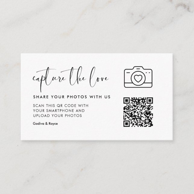 Elegant & modern Schwarz/Weiß Capture the Liebe Begleitkarte (Vorderseite)