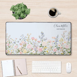Elegant Monogram Colorful Flower Garden Floral Schreibtischunterlage