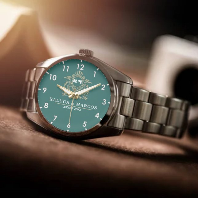 Elegant Monogram green and gold Couple names Armbanduhr (Von Creator hochgeladen)