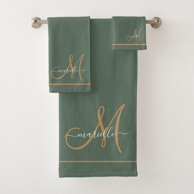 Elegant Monogram Green Gold Script Name  Badhandtuch Set (Insitu)
