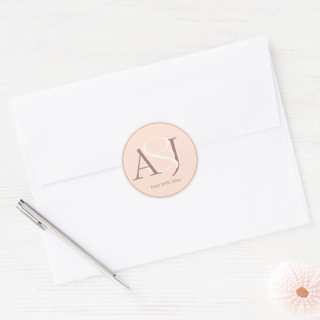 Elegant Monogram Warm Pinkish Earth Tones Wedding Runder Aufkleber (Umschlag)