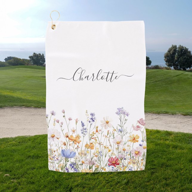 Elegant Monogram Watercolor Colorful Wildflower Golfhandtuch (In situ)