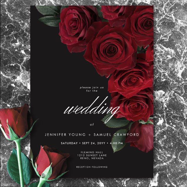 Elegant Moody Blood Rote Rose Floral Wedding Einladung (Elegant Moody Blood Roses Floral Wedding Invitation)