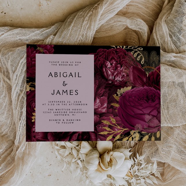 Elegant Moody Dark Floral Burgundy Gold Wedding Einladung (The perfect choice for a romantic burgundy and gold themed wedding.)