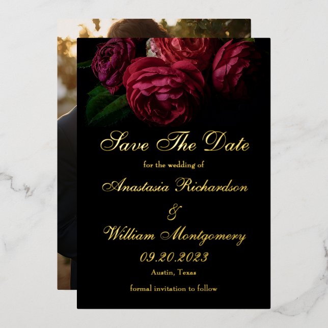 Elegant Moody Floral Wedding Save the Date Foto Folieneinladung (Vorderseite/Rückseite)