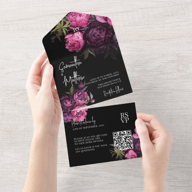 Elegant Moody Florals Black Wedding QR Code All In One Einladung (Abreißen)
