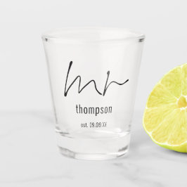 Elegant Mr. Name Script Newlywed Keepake Gift Schnapsglas