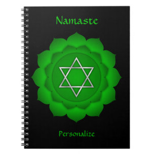 Elegant Namaste Green Heart Chakra Personalize Notizblock