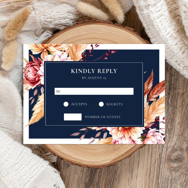 Elegant Navy Blue Boho Chic Floral Wedding RSVP Karte (Von Creator hochgeladen)