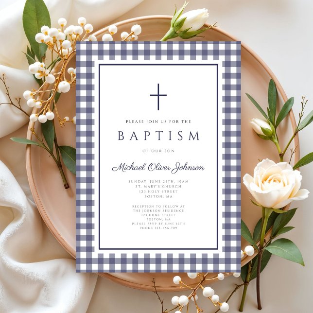 Elegant Navy Blue Gingham Boy Baptism Einladung (Elegant Navy Blue Gingham Boy Baptism Invitation)