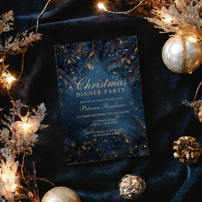 Elegant Navy Blue Gold Lights Pine Party Christmas Einladung (Elegant Navy Blue Gold Lights Pine Party Christmas Invitation)