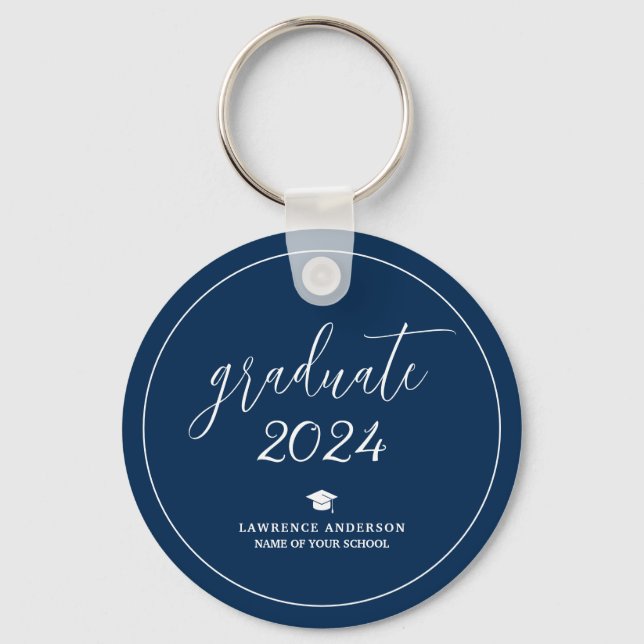 Elegant Navy Blue Graduate 2024 Abschluss Schlüsselanhänger (Vorderseite)