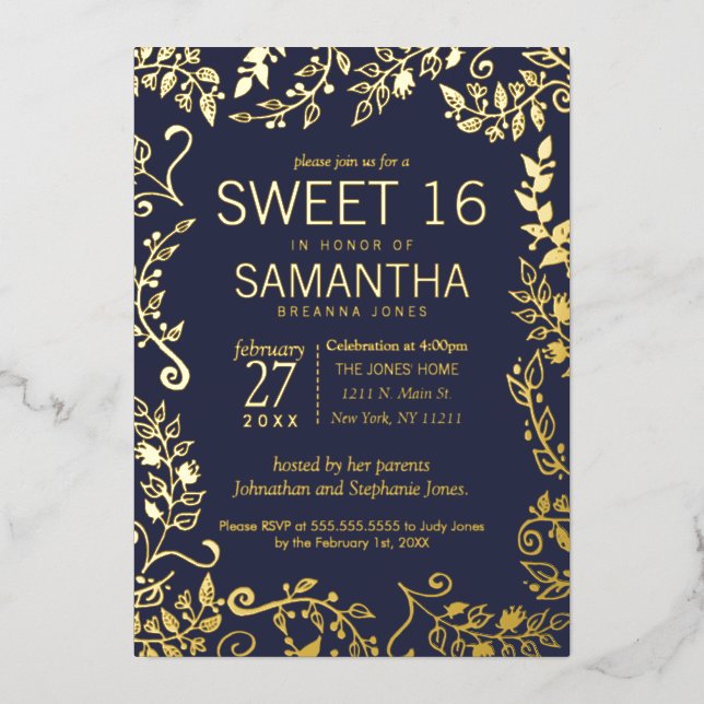 Elegant Navy Blue Real Gold Floral Sweet 16 Folieneinladung (Vorderseite)