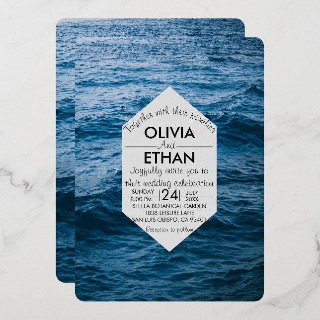 Elegant Navy Blue Sea Waves Summer Wedding Folieneinladung (Vorderseite/Rückseite)