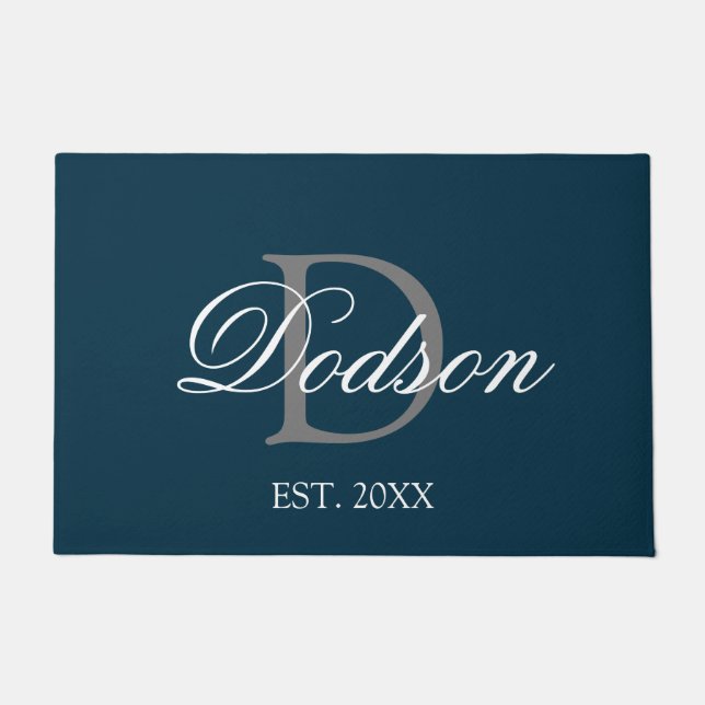 Elegant Navy Blue White Script Monogram Name Fußmatte (Vorderseite)