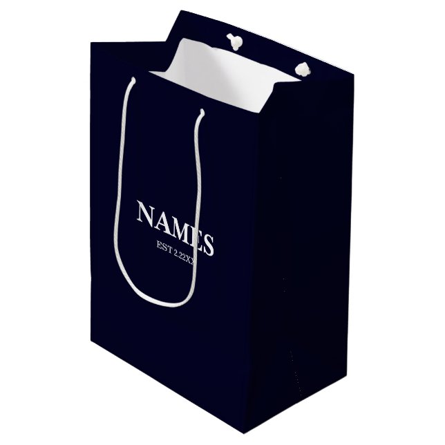 Elegant Navy Personalisiert Name Gift Bag Mittlere Geschenktüte (Vorderseite Schrägansicht)