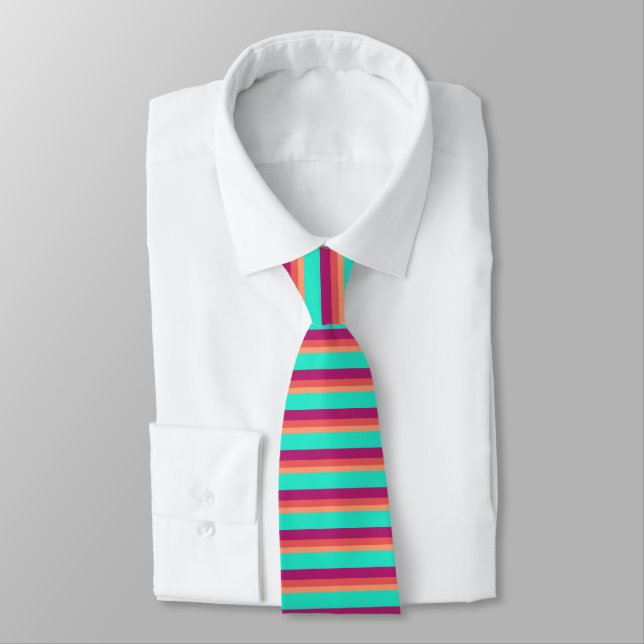 Elegant Neck Tie Collection: Benutzerdefiniertes G Krawatte (Gebunden)