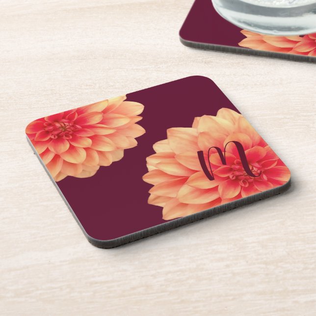 Elegant Orange Dahlias Blume Burgundy Monogram Getränkeuntersetzer (Linke Seite)