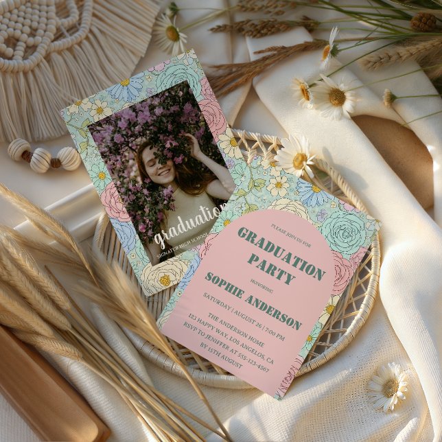 Elegant Pastel Floral Photo Graduation Party Einladung (Von Creator hochgeladen)