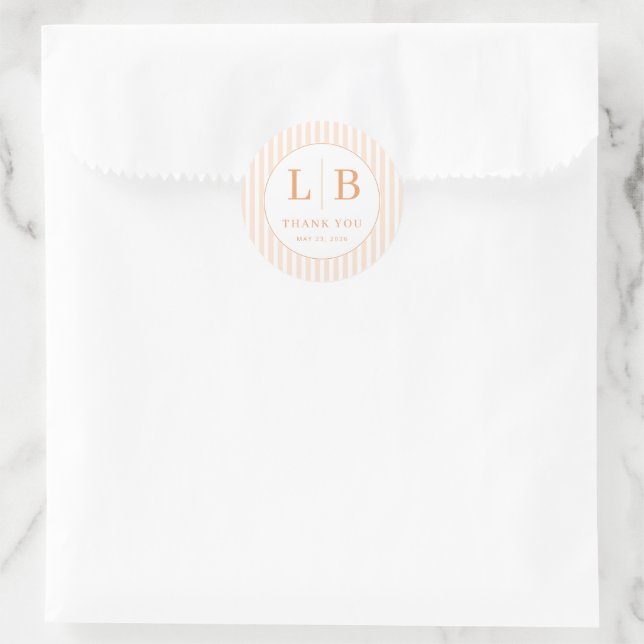 Elegant Peach Stripes and Initials Runder Aufkleber (Tasche)