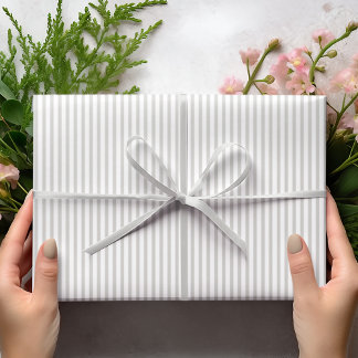 Elegant Pearl Gray Thin Stripes Geschenkpapier