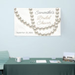 Elegant Pearl Necklace Brautparty Banner<br><div class="desc">Elegantes Silver Pearl Necklace Brautparty Banner . Es ist sehr einfach,  mit Ihren persönlichen Daten zu personalisieren. Matching-Elemente verfügbar.</div>