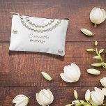 Elegant Pearl Necklace Brautparty Zubehörtasche<br><div class="desc">Eleganter Silver Pearl Necklace Brautparty Accessory Pouch . Es ist sehr einfach,  mit Ihren persönlichen Daten zu personalisieren. Matching-Elemente verfügbar.</div>