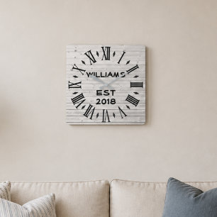 Elegant Personalized Rustic White Wood Quadratische Wanduhr