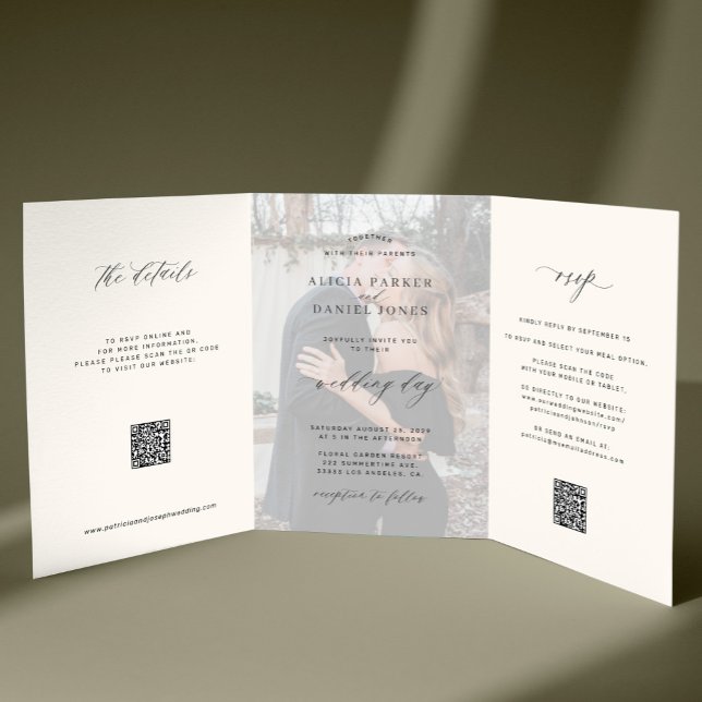 Elegant photo modern wedding RSVP details QR code  Dreifach Gefaltete Einladung (Von Creator hochgeladen)